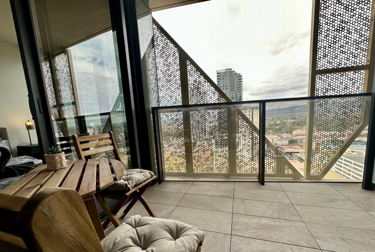 Luxury Top Level 1 Bedroom Apartment With Stunning View In Adelaide Cbd - 1 Minute Walk To Rundle Mall - Free Wifi & Netflix Экстерьер фото